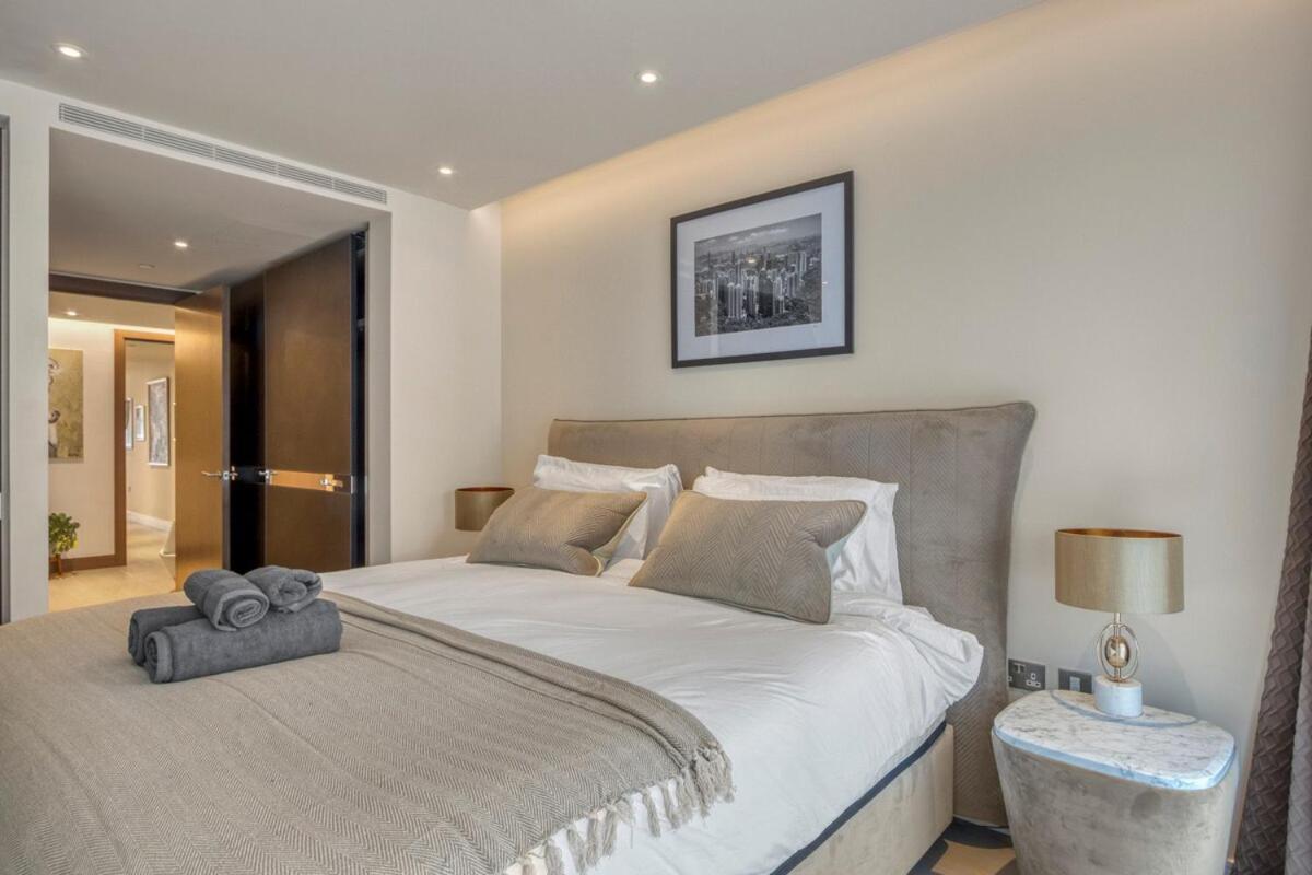 Luxe Creek Riverside Air-conditioned 2br 2bath * London