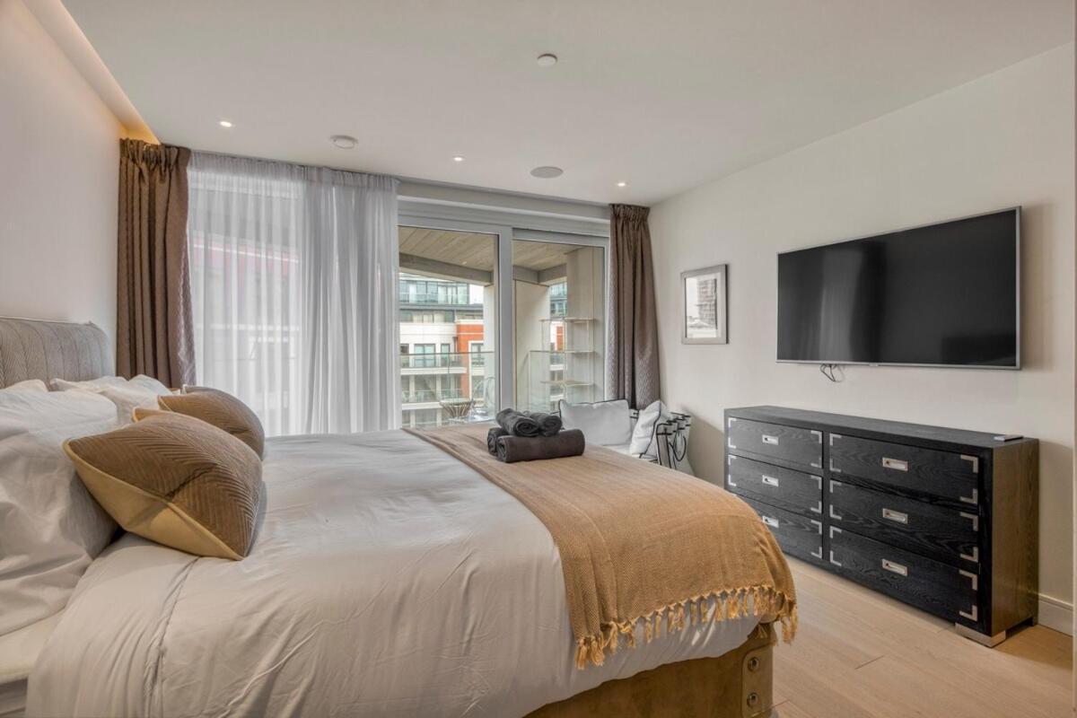Luxe Creek Riverside Air-conditioned 2br 2bath * London