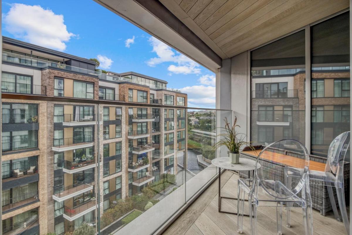 Luxe Creek Riverside Air-conditioned 2br 2bath Apartment